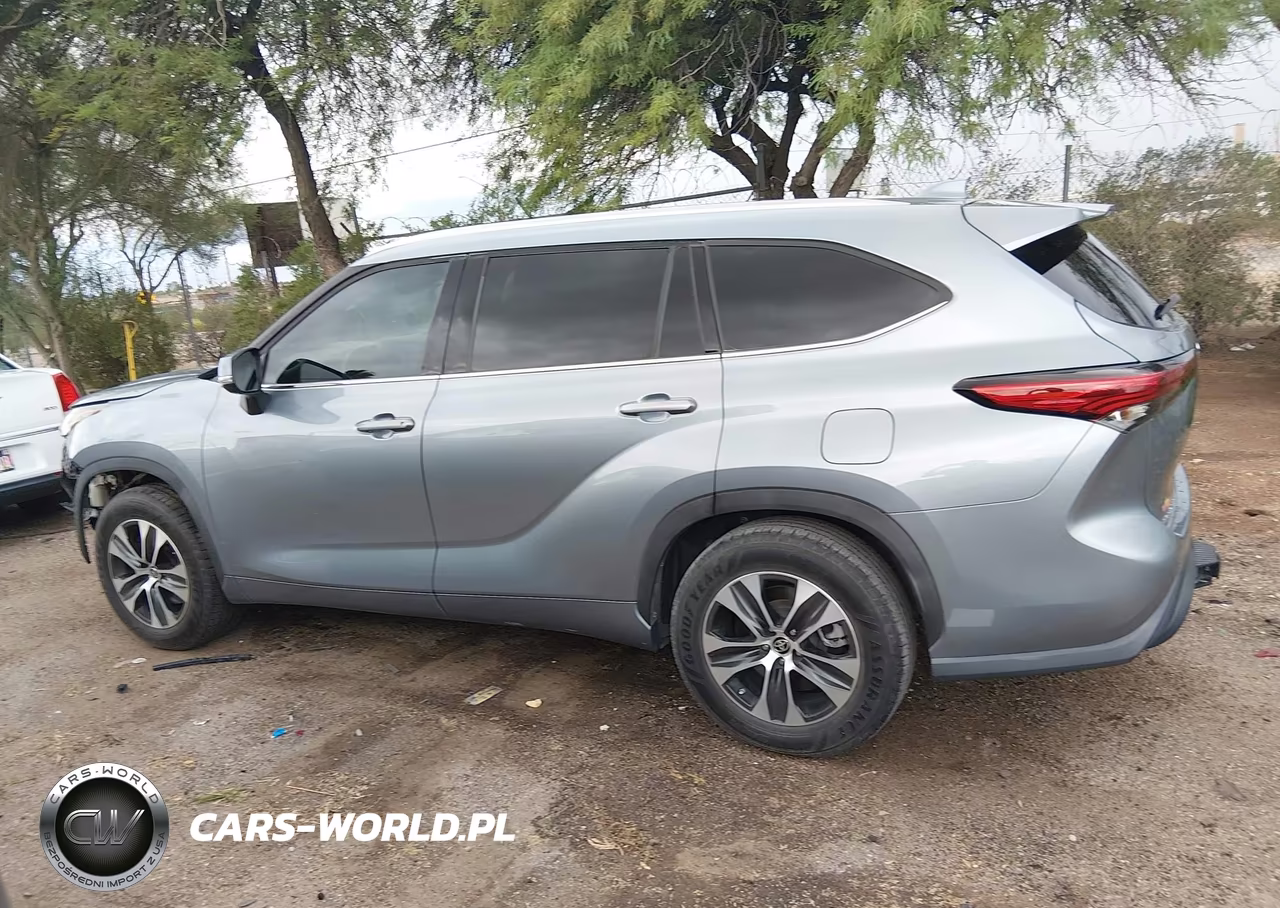 2021 Toyota Highlander Xle VIN:5TDHZRAH4MS043244 - 14