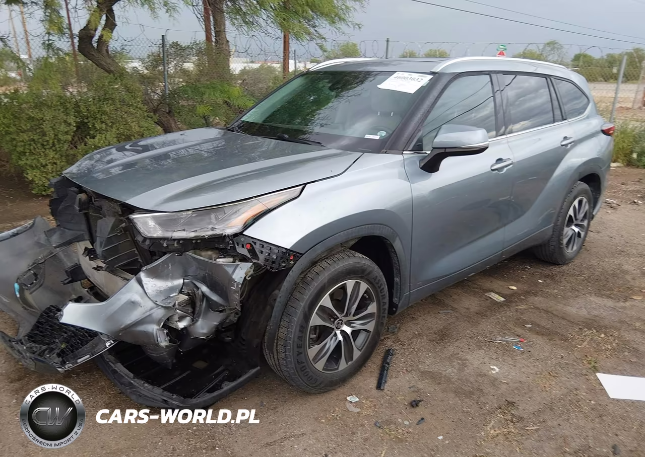 2021 Toyota Highlander Xle VIN:5TDHZRAH4MS043244 - 2