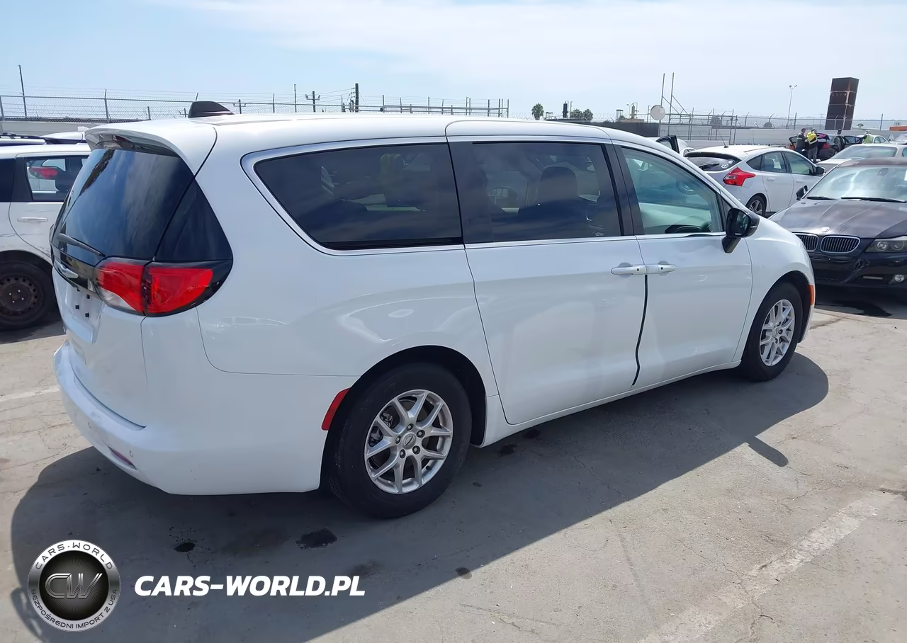 2024 Chrysler Voyager Lx VIN:2C4RC1CG9RR105474 - 4