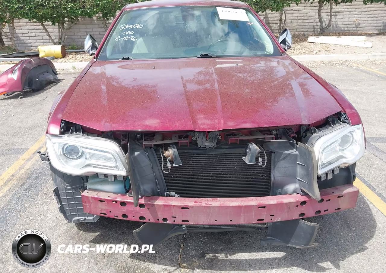 2018 Chrysler 300 Limited VIN:2C3CCAEG3JH123034 - 6