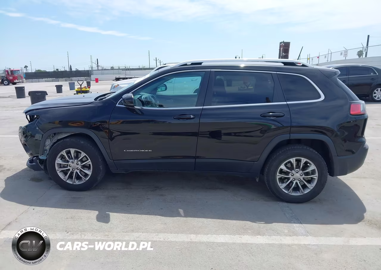 2020 Jeep Cherokee Latitude Plus 4X4 VIN:1C4PJMLB5LD567754 - 15