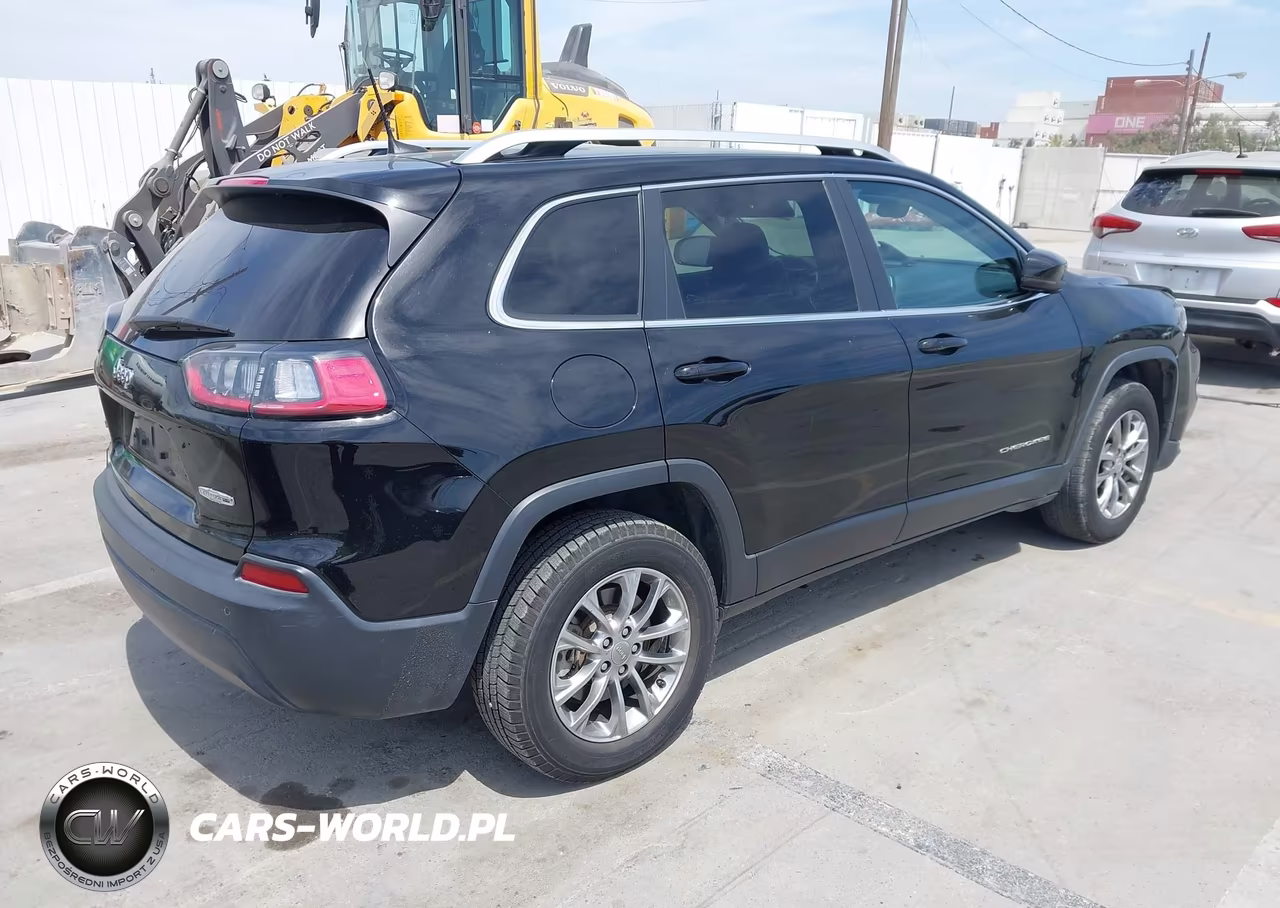 2020 Jeep Cherokee Latitude Plus 4X4 VIN:1C4PJMLB5LD567754 - 4
