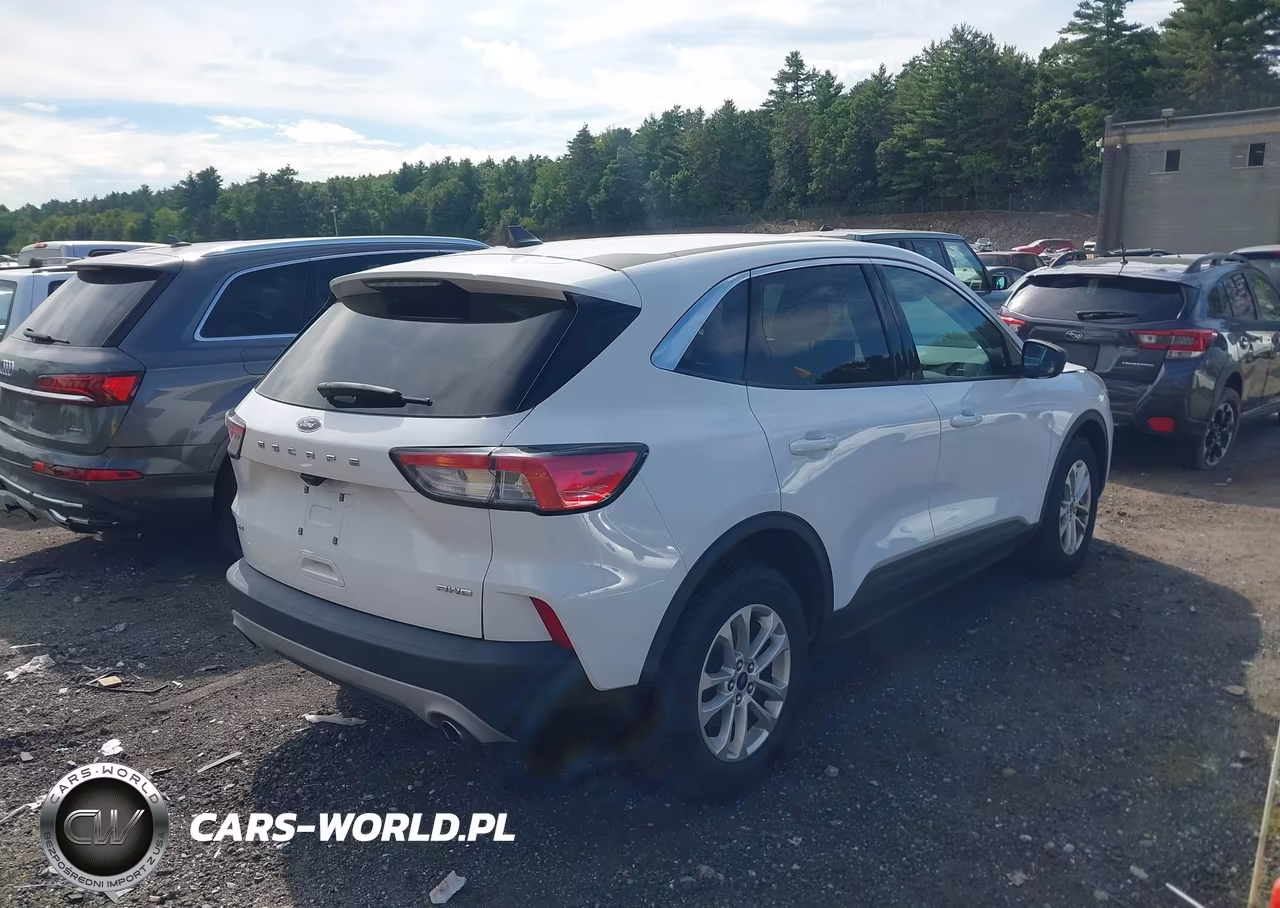 2022 Ford Escape Se VIN:1FMCU9G64NUA44241 - 4