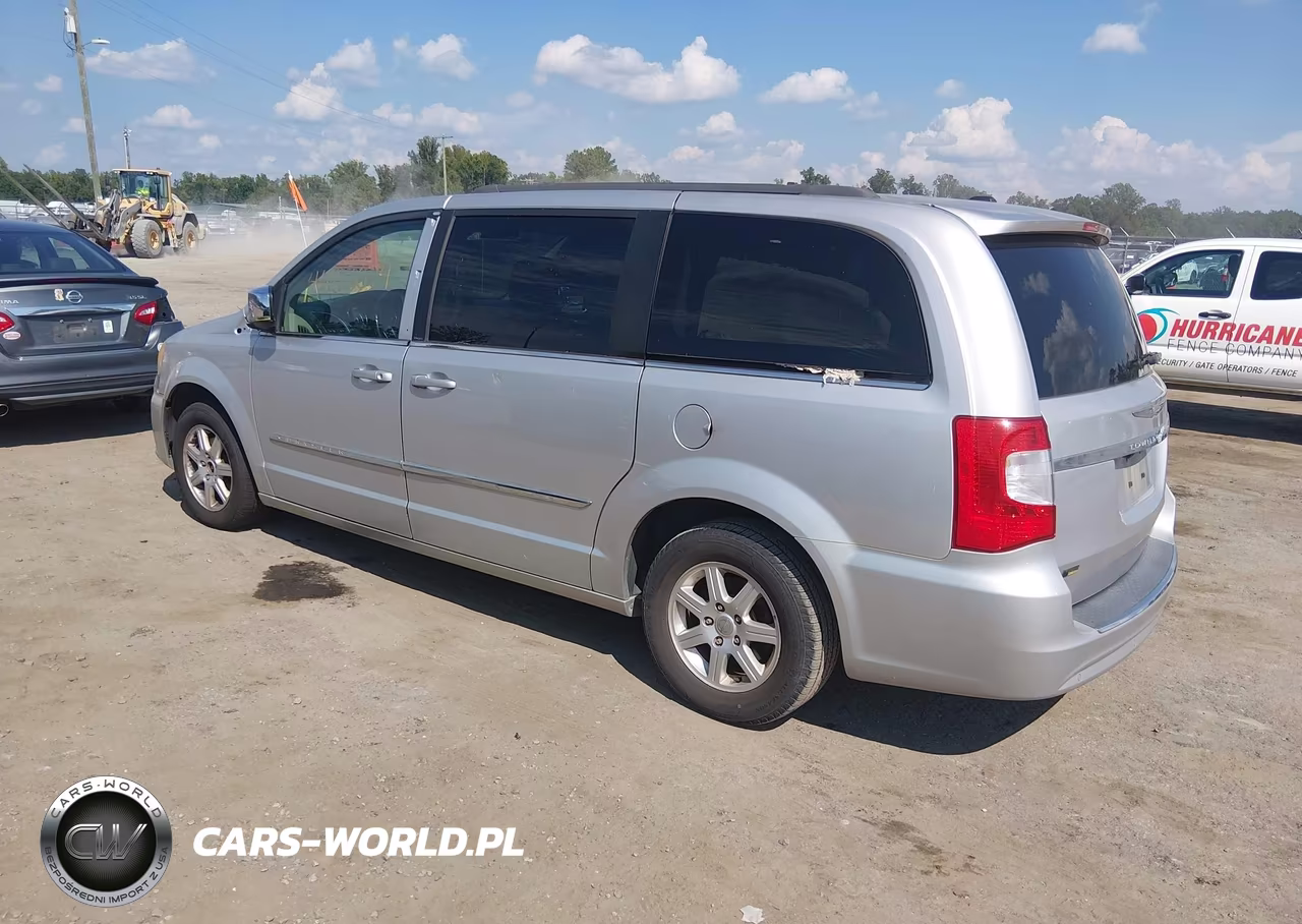 2012 Chrysler Town & Country Touring-L VIN:2C4RC1CG2CR124388 - 3