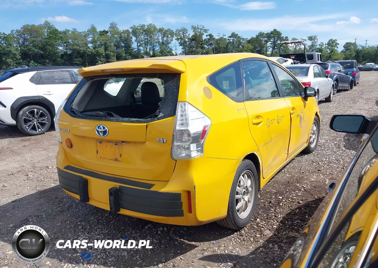 2014 Toyota Prius V Two VIN:JTDZN3EU2EJ010780 - 4