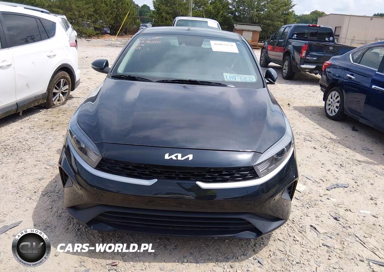 2022 Kia Forte Lxs VIN:3KPF24AD1NE475331 - 12