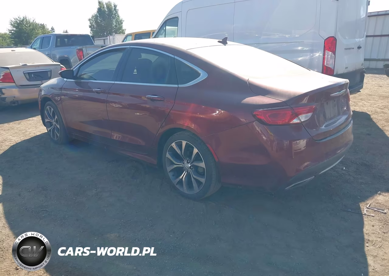 2015 Chrysler 200 C VIN:1C3CCCCG5FN608949 - 3