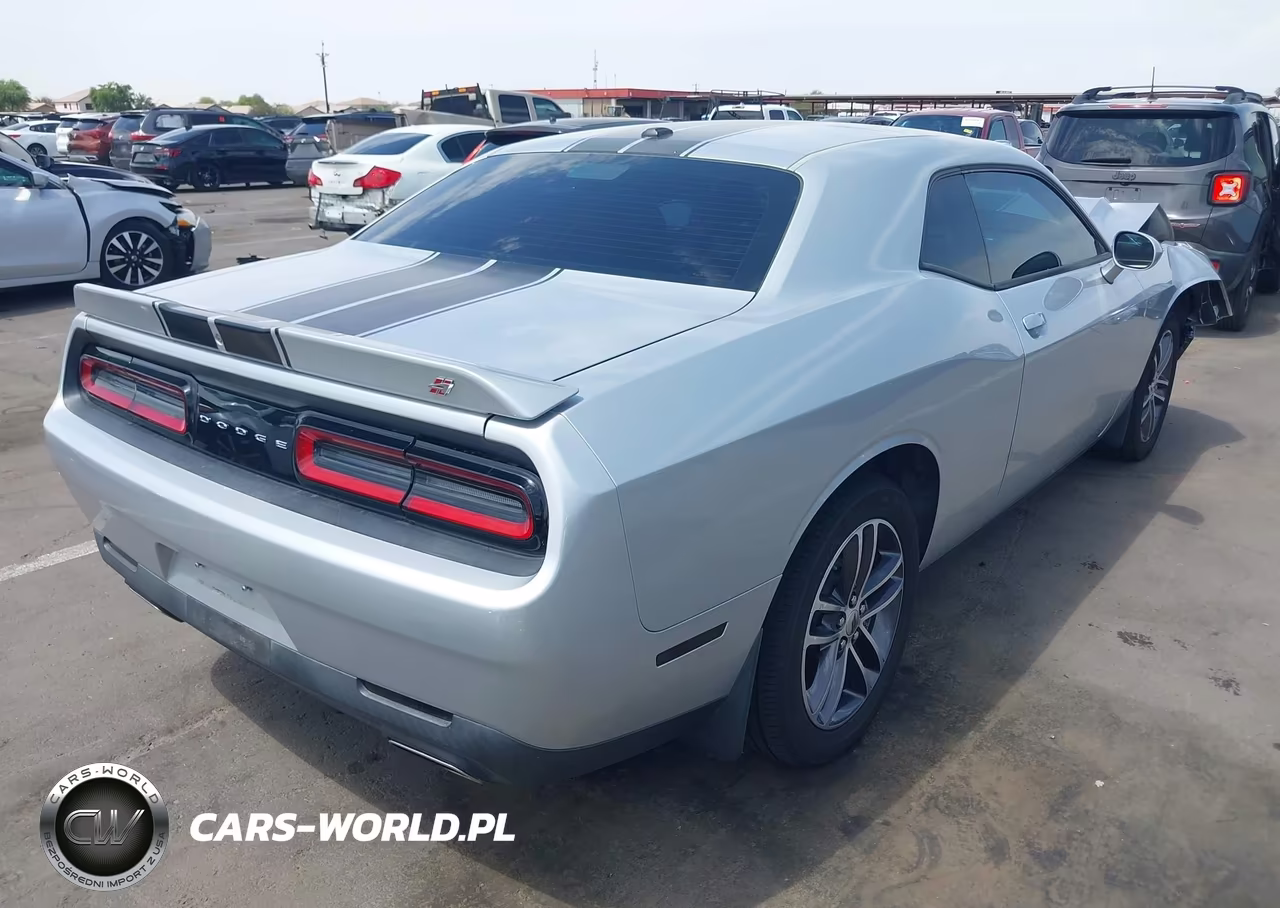 2019 Dodge Challenger Sxt Awd VIN:2C3CDZGG8KH759989 - 4
