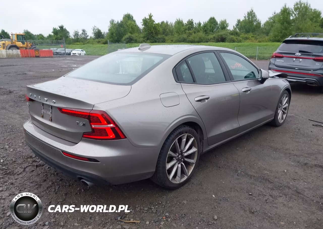 2019 Volvo S60 T6 Momentum VIN:7JRA22TK3KG013876 - 4