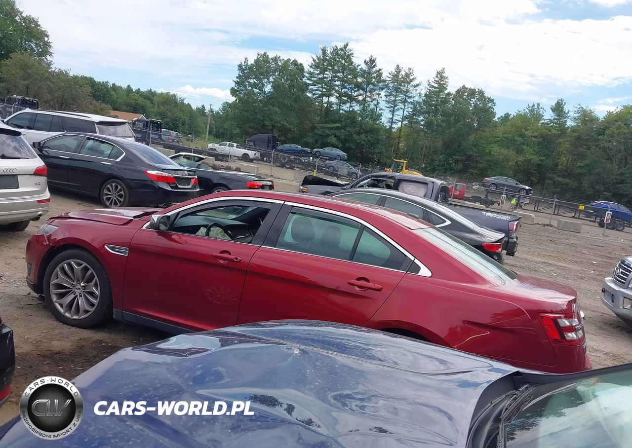 2019 Ford Taurus Limited VIN:1FAHP2F87KG111409 - 14