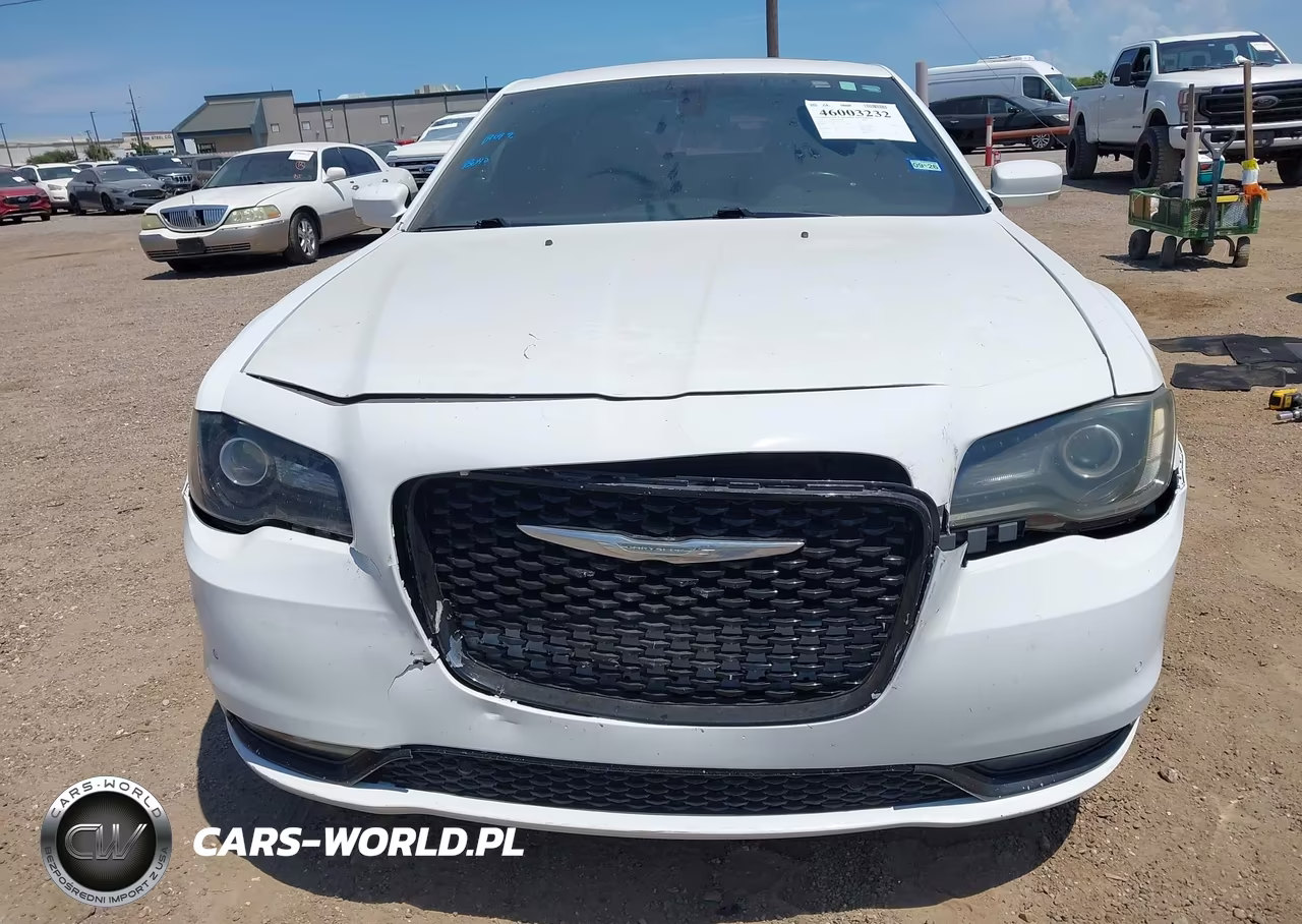 2015 Chrysler 300 300S VIN:2C3CCAGG3FH763720 - 13