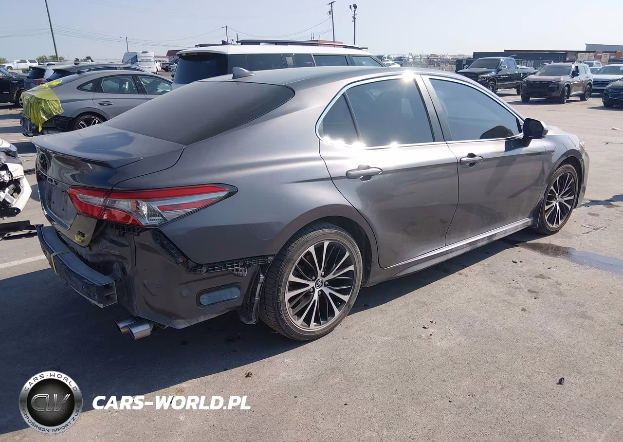 2019 Toyota Camry Se VIN:4T1B11HK8KU767460 - 4