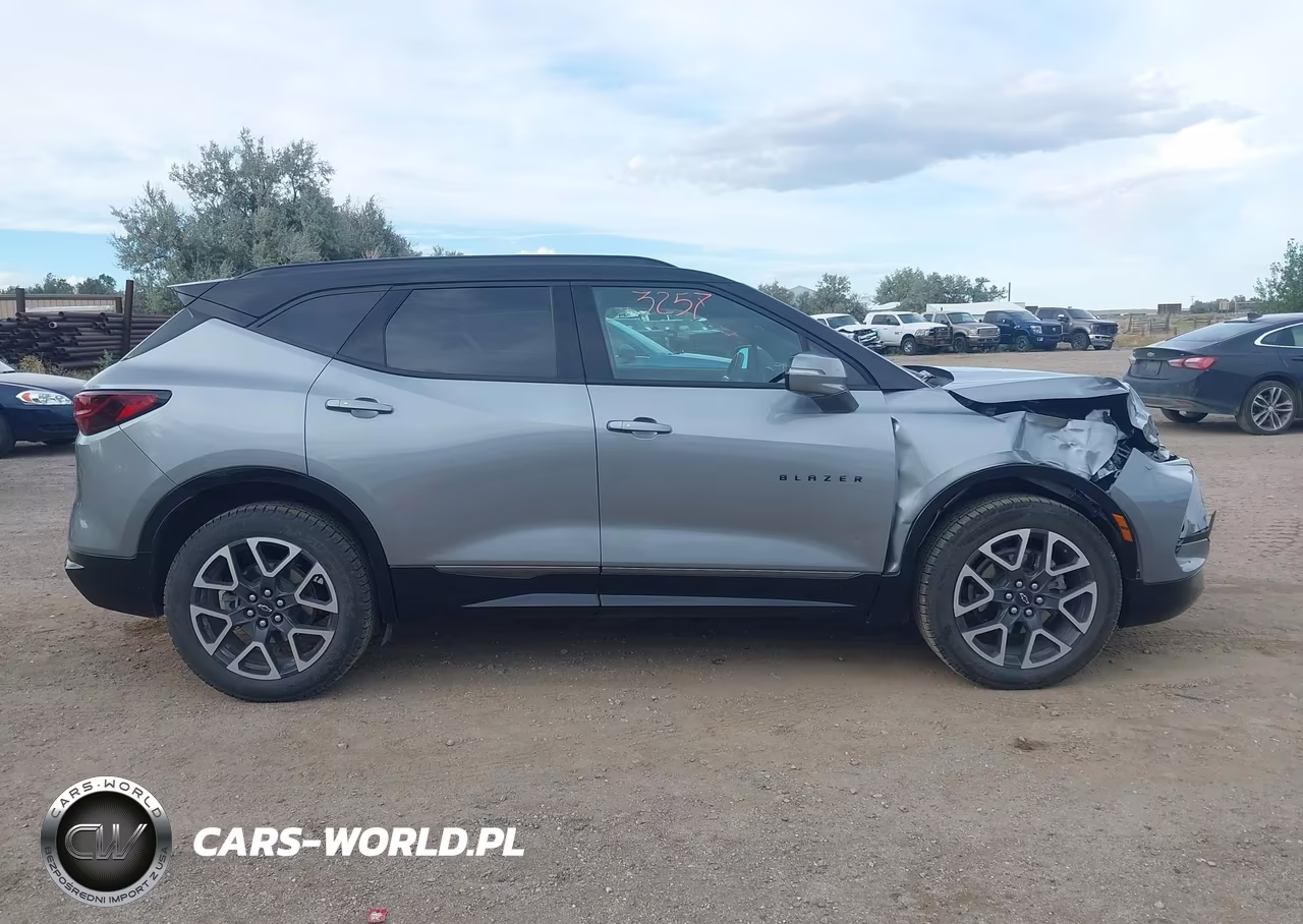 2024 Chevrolet Blazer Awd Rs VIN:3GNKBKRS4RS134154 - 14