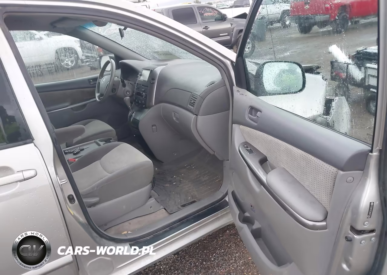 2009 Toyota Sienna Le VIN:5TDZK23C39S273950 - 5