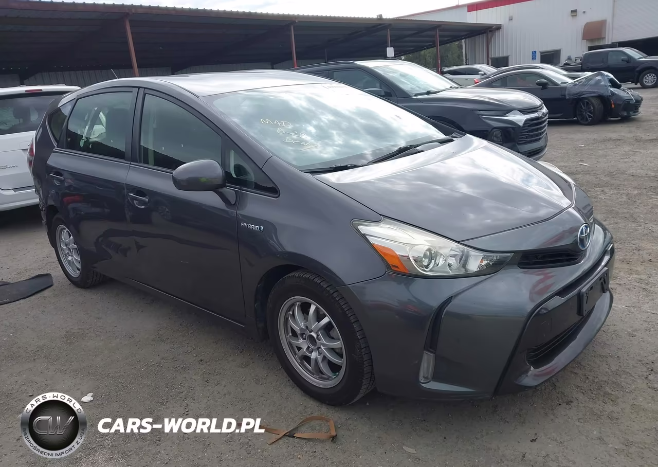 2015 Toyota Prius V Three VIN:JTDZN3EU8FJ031179 - 1