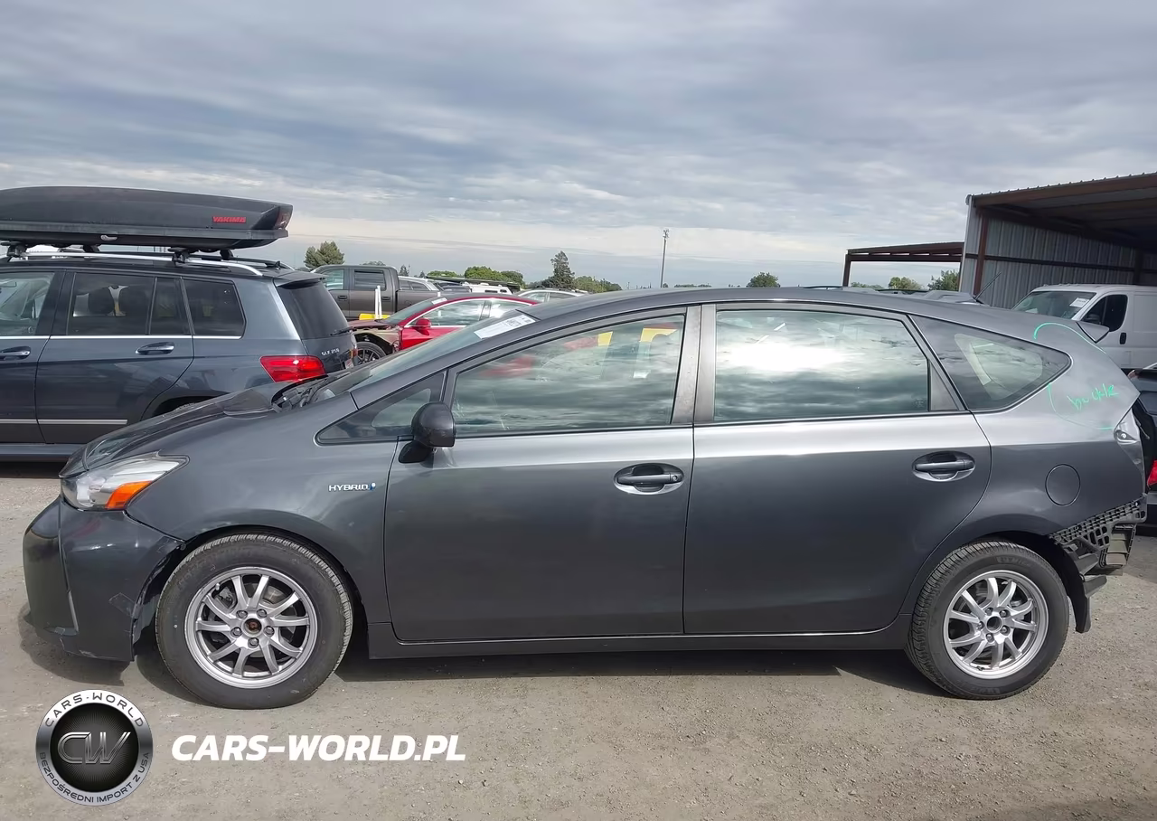 2015 Toyota Prius V Three VIN:JTDZN3EU8FJ031179 - 15