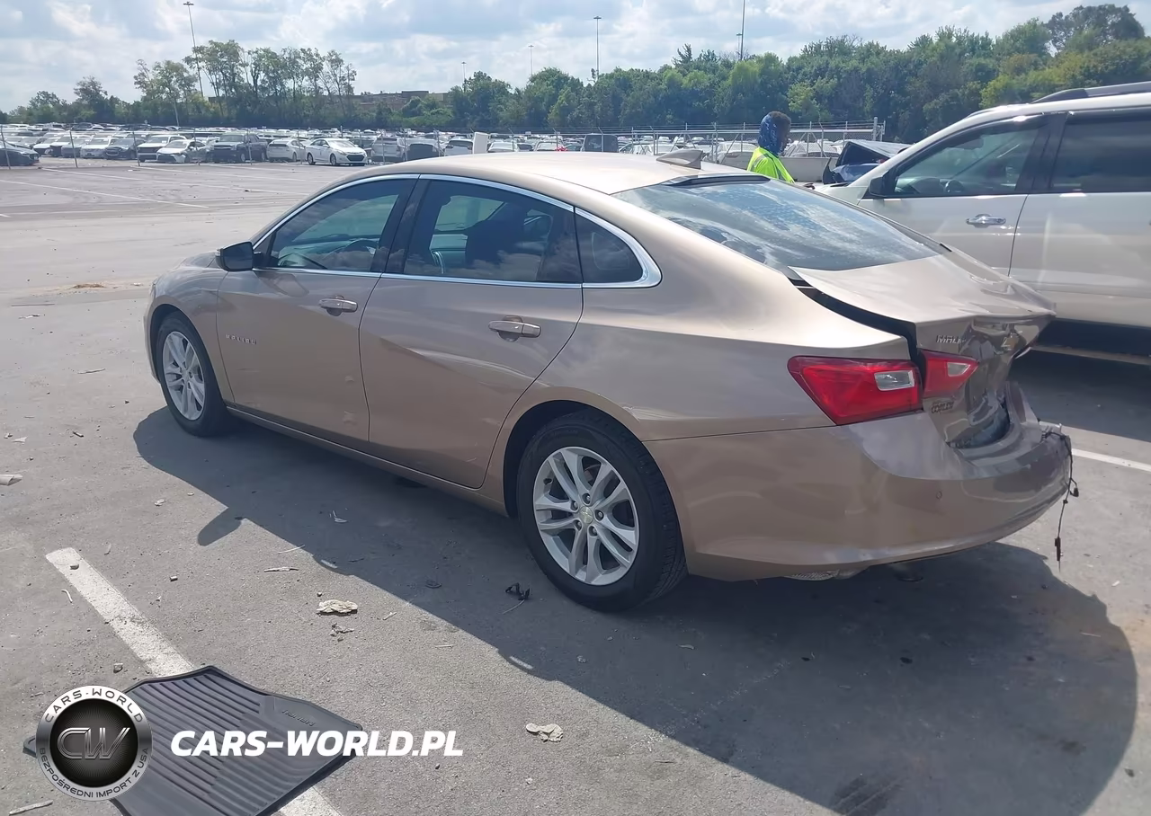 2018 Chevrolet Malibu Lt VIN:1G1ZD5ST0JF137852 - 3