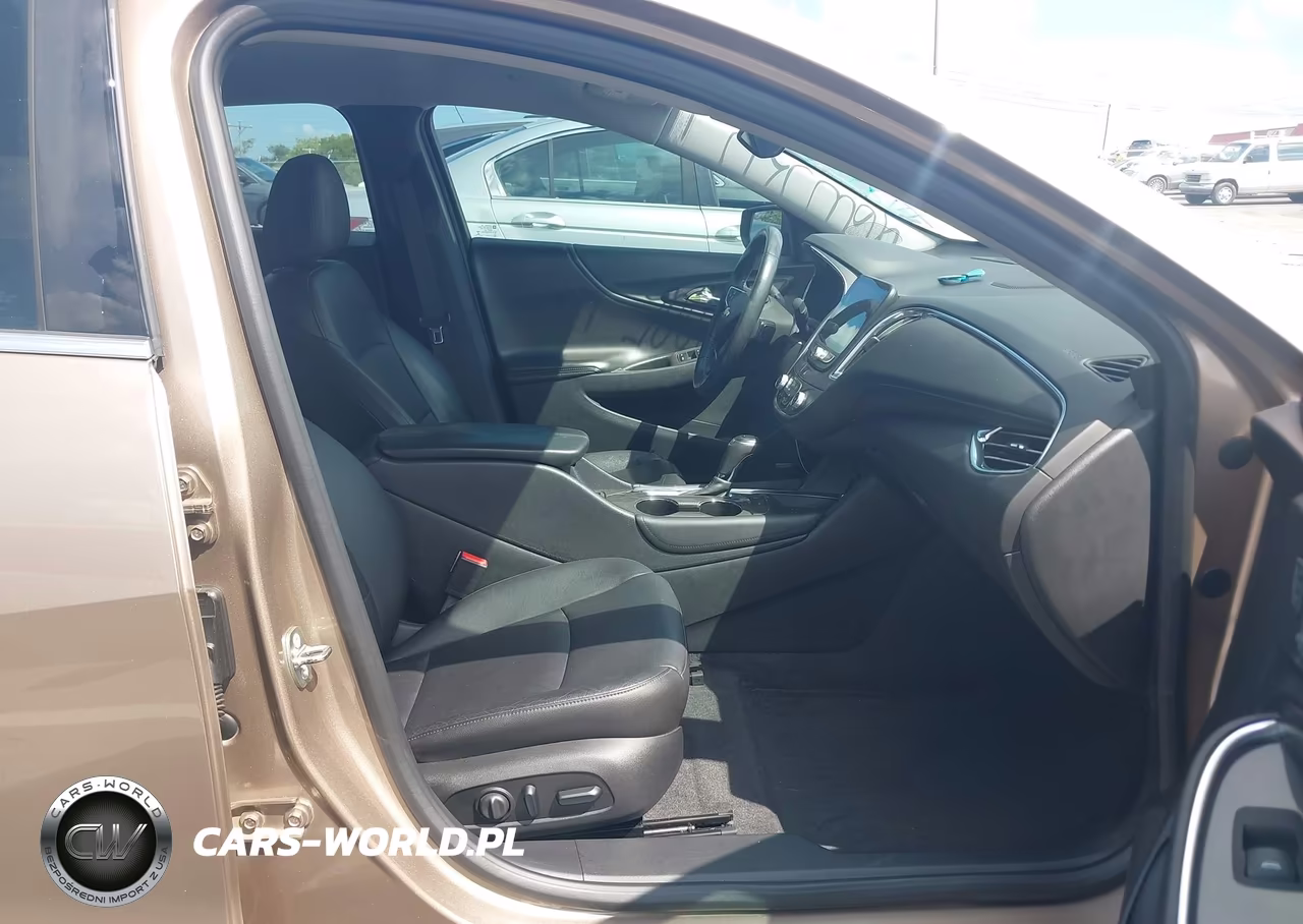 2018 Chevrolet Malibu Lt VIN:1G1ZD5ST0JF137852 - 5