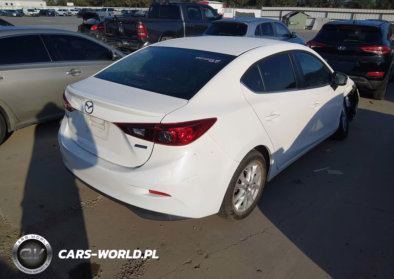 2015 Mazda Mazda3 I Touring VIN:3MZBM1V72FM233910 - 4