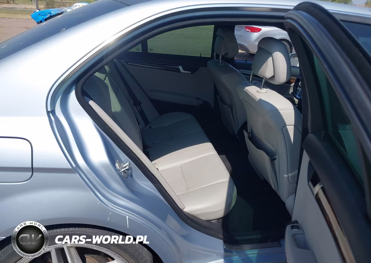 2013 Mercedes-Benz C 350 Sport VIN:WDDGF5HB1DR260981 - 8