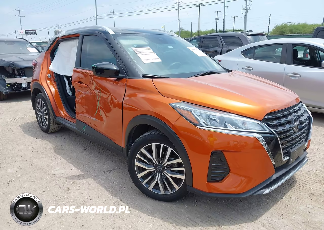 2022 Nissan Kicks Sv Xtronic Cvt