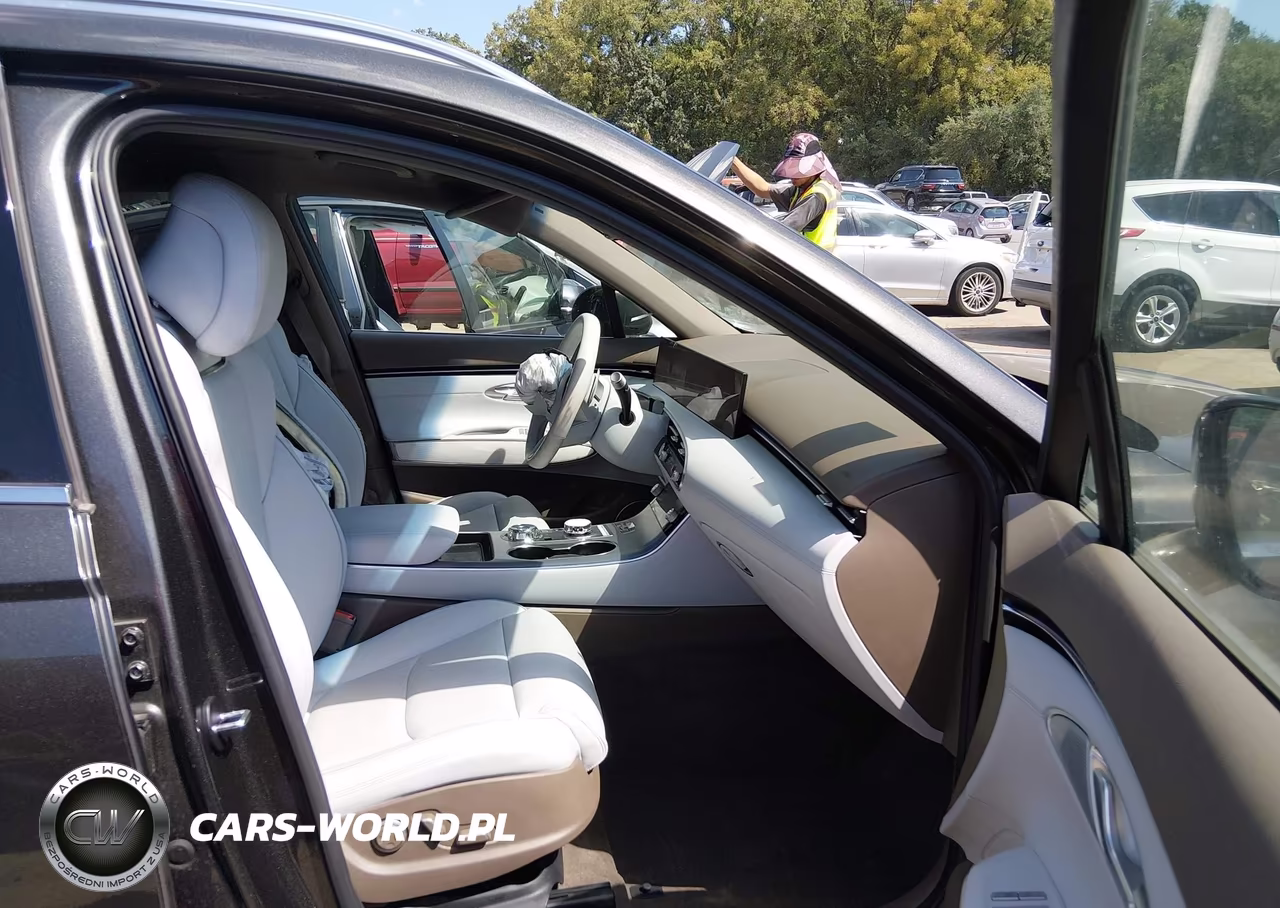 2026 Genesis Gv70 2.5T Advanced VIN:KMUMBDTB4TU258693 - 5