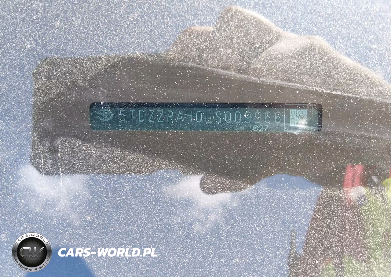 2020 Toyota Highlander Le VIN:5TDZZRAH0LS009966 - 9