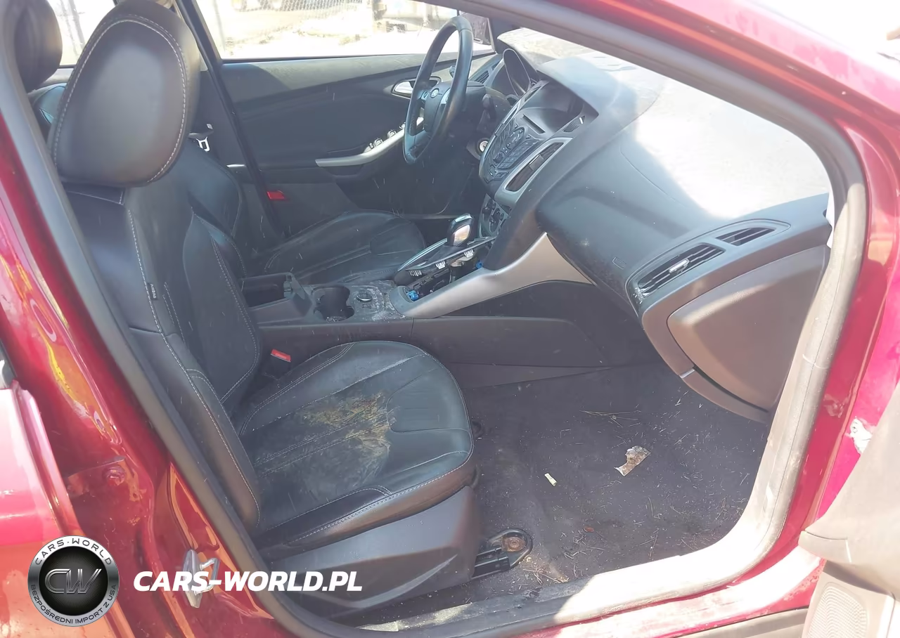 2014 Ford Focus Se VIN:1FADP3F28EL128053 - 5
