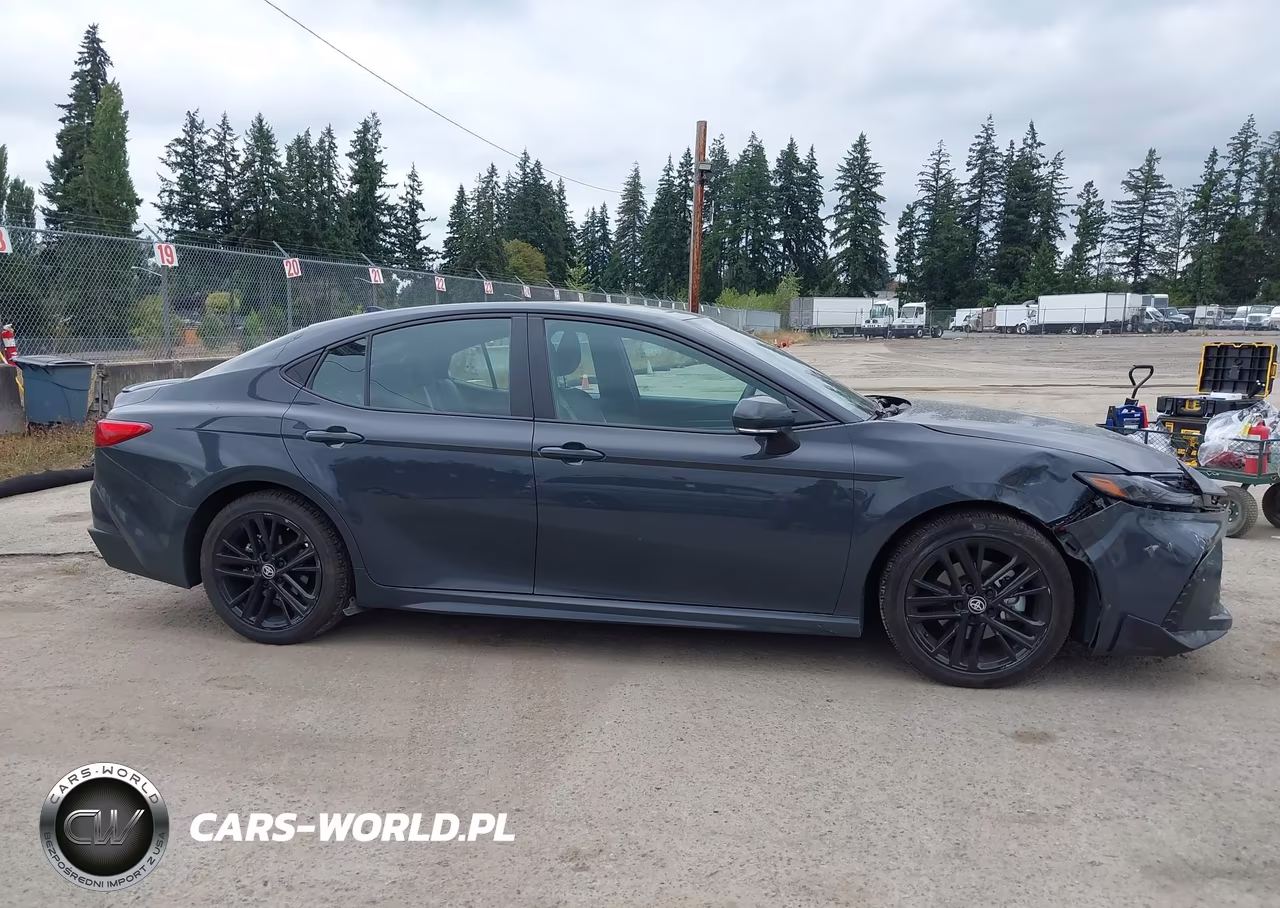 2025 Toyota Camry Se VIN:4T1DAACK6SU590908 - 13