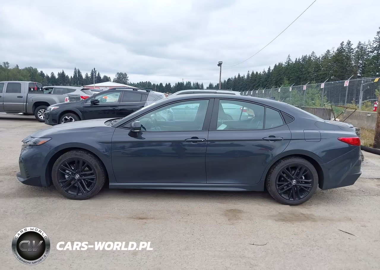 2025 Toyota Camry Se VIN:4T1DAACK6SU590908 - 14