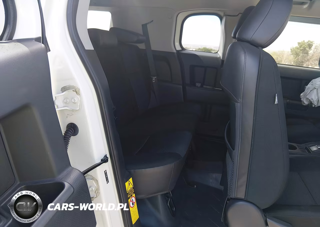 2014 Toyota Fj Cruiser VIN:JTEBU4BF1EK182658 - 8