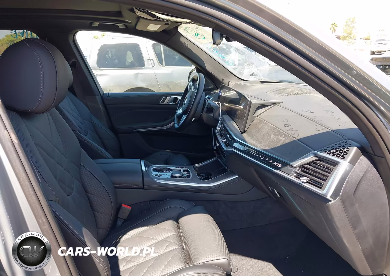 2025 BMW X5 Phev xDrive50E VIN:5UX43EU00S9X54657 - 5
