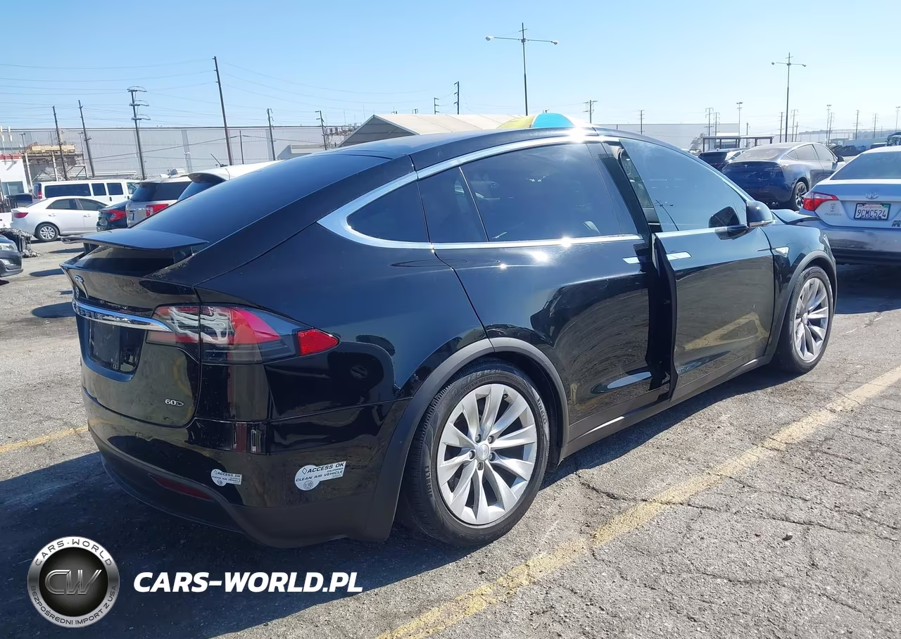 2016 Tesla Model X 60D-70D-75D-90D-P100D VIN:5YJXCBE24GF016421 - 4