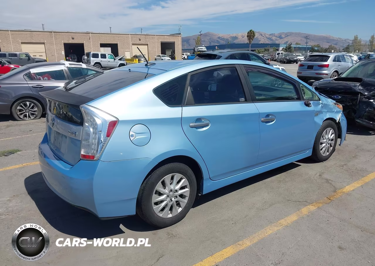 2014 Toyota Prius Plug-In Advanced VIN:JTDKN3DP7E3063010 - 4