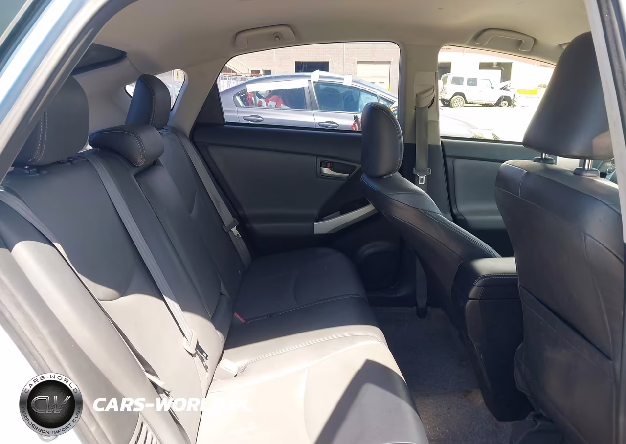 2014 Toyota Prius Plug-In Advanced VIN:JTDKN3DP7E3063010 - 8