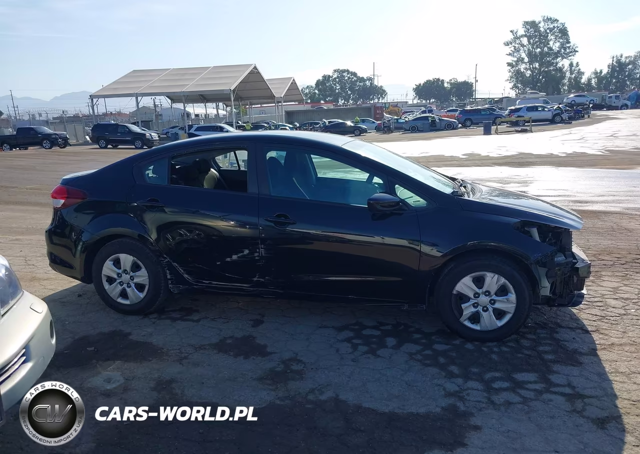 2017 Kia Forte Lx VIN:3KPFK4A70HE039360 - 14