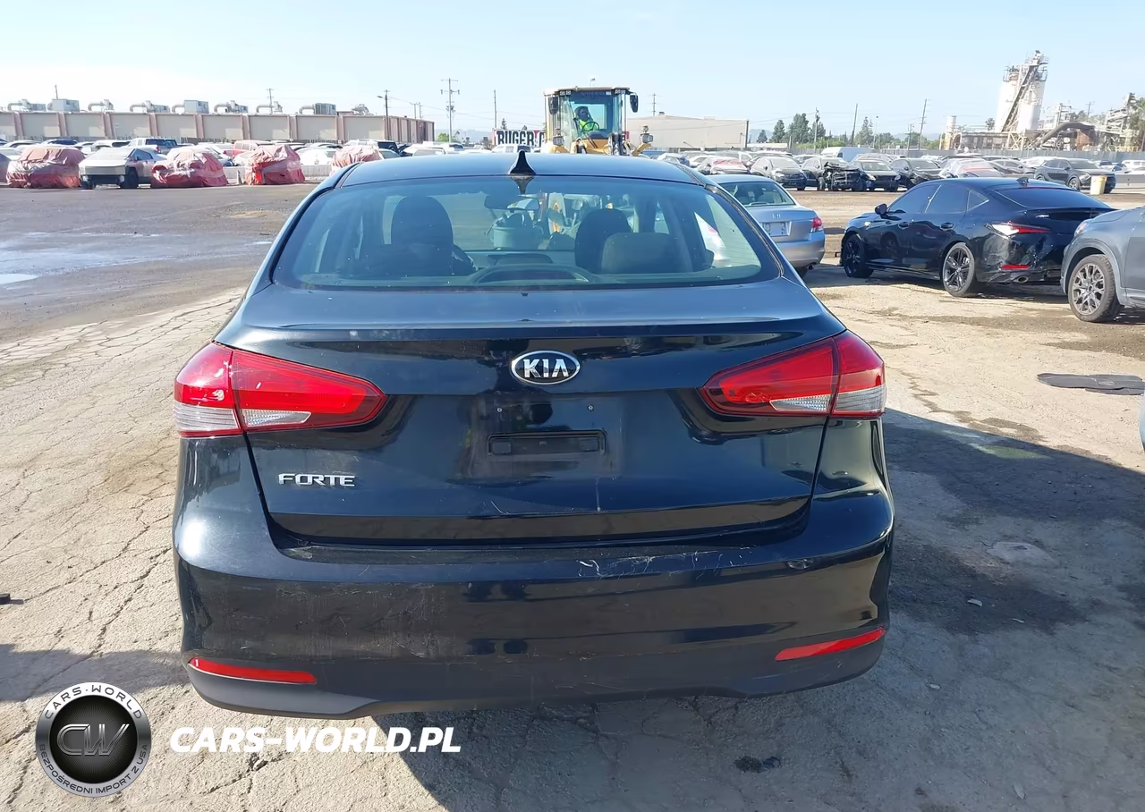 2017 Kia Forte Lx VIN:3KPFK4A70HE039360 - 17