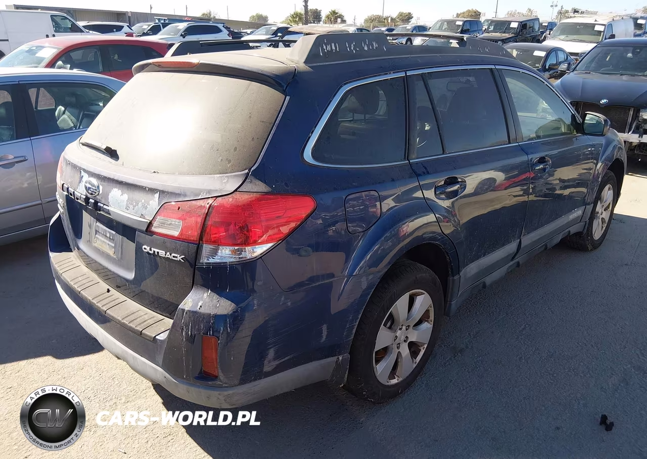 2010 Subaru Outback 2.5I Premium VIN:4S4BRCGCXA3324665 - 4