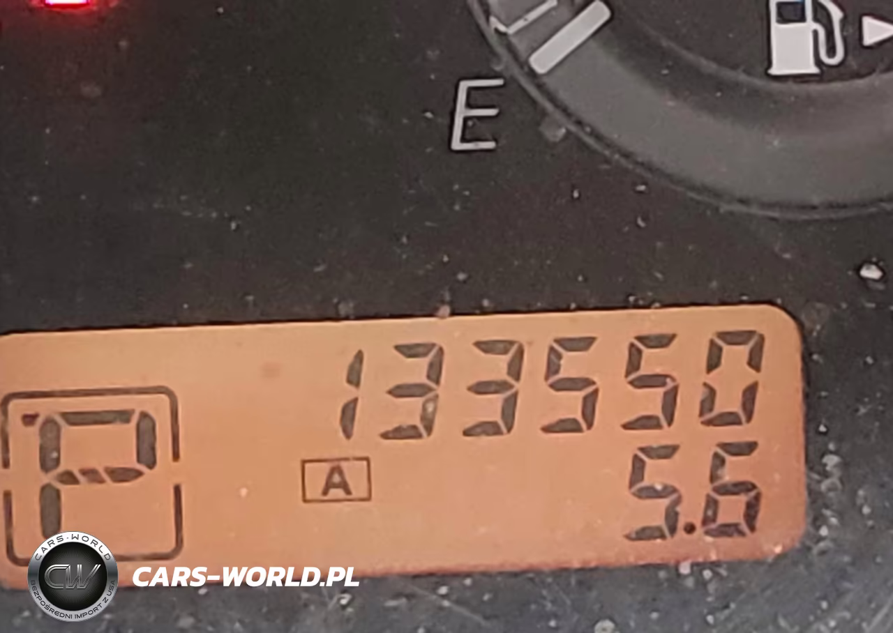 2010 Nissan Versa 1.8S VIN:3N1BC1CP0AL467716 - 15