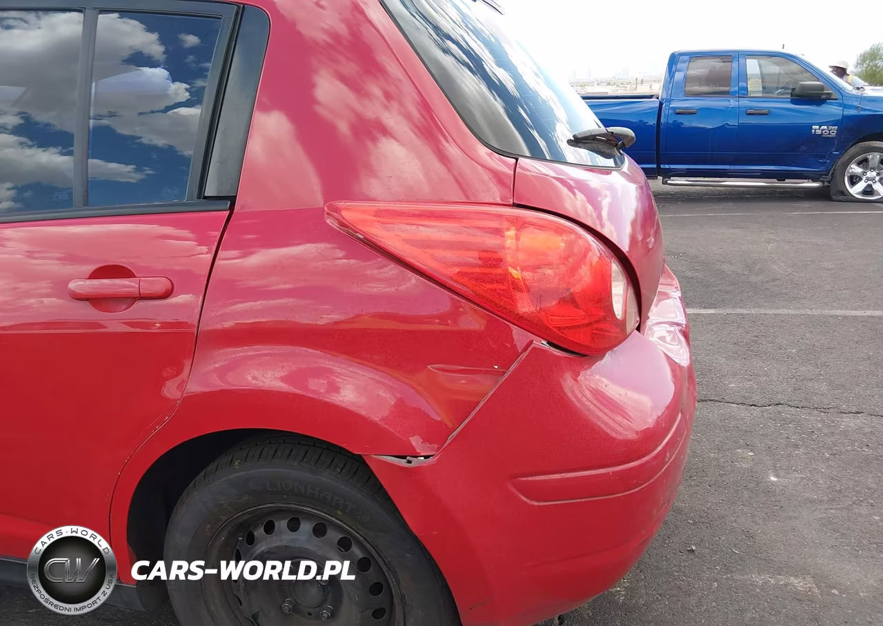 2010 Nissan Versa 1.8S VIN:3N1BC1CP0AL467716 - 6