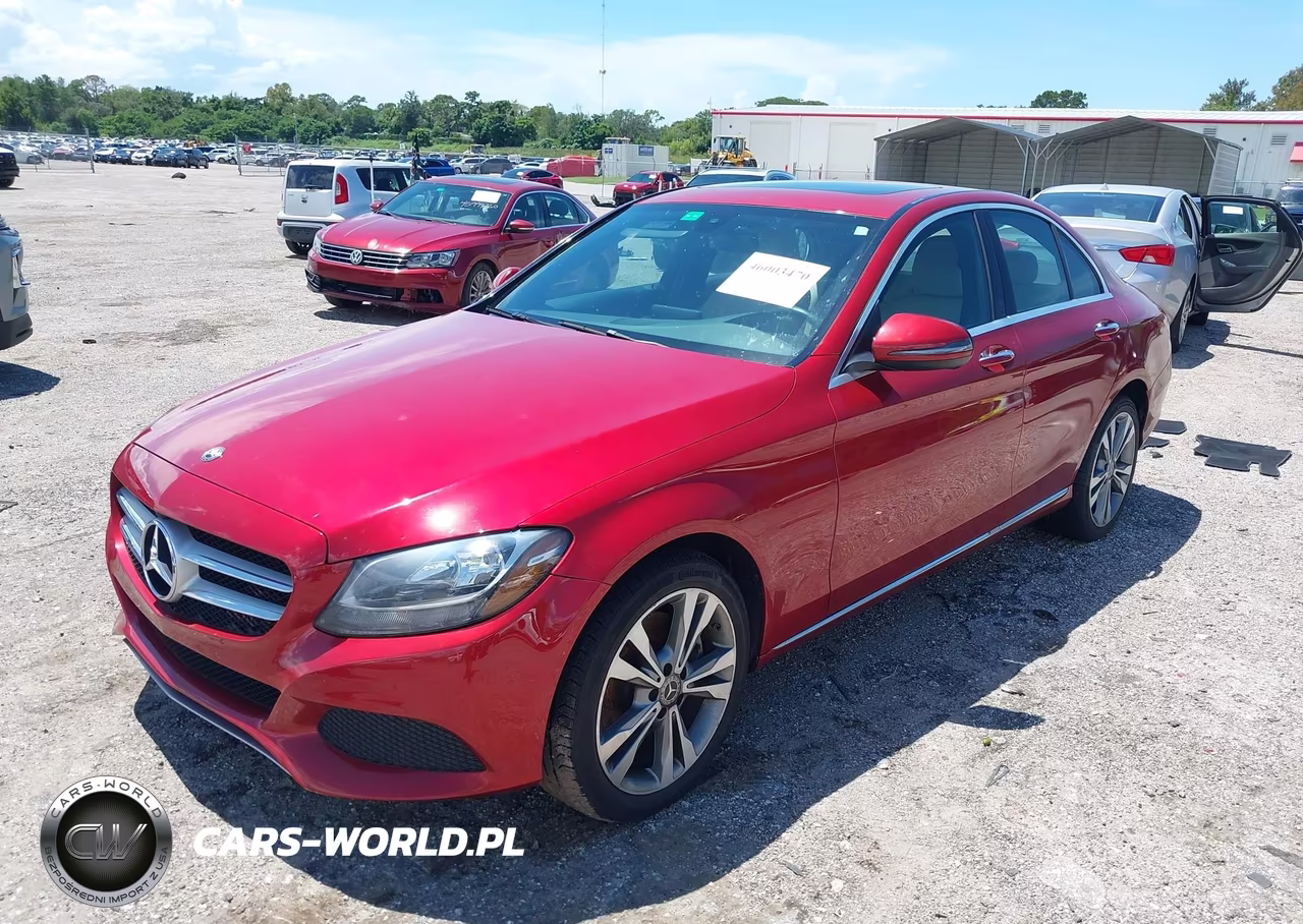 2018 Mercedes-Benz C 300 4Matic VIN:55SWF4KB7JU246303 - 2