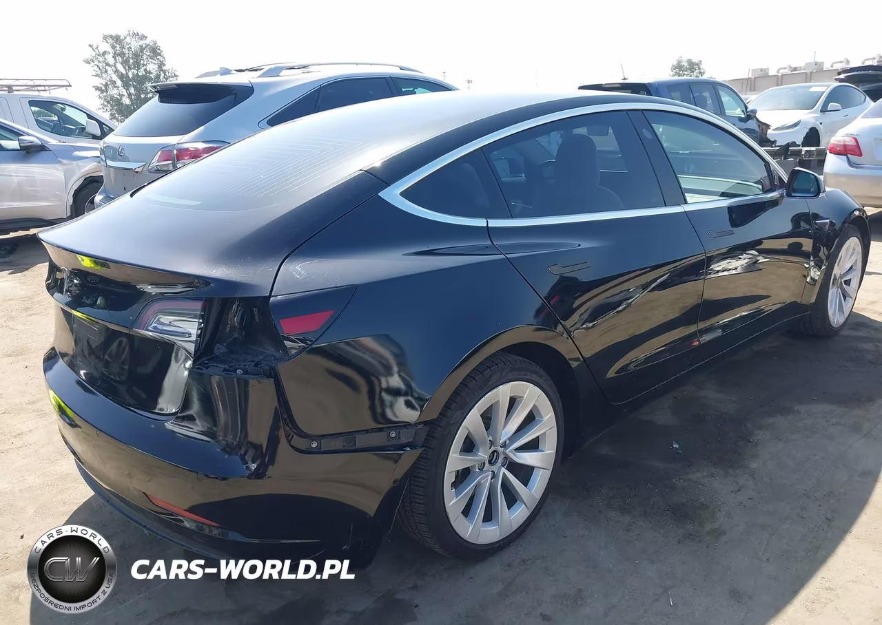 2018 Tesla Model 3 Long Range-Performance VIN:5YJ3E1EB2JF112896 - 4