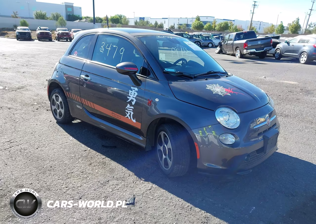 2015 Fiat 500E Battery Electric VIN:3C3CFFGE4FT549815 - 1