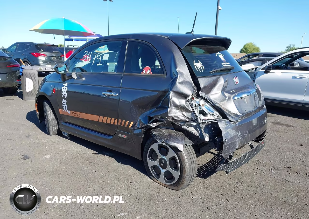2015 Fiat 500E Battery Electric VIN:3C3CFFGE4FT549815 - 3