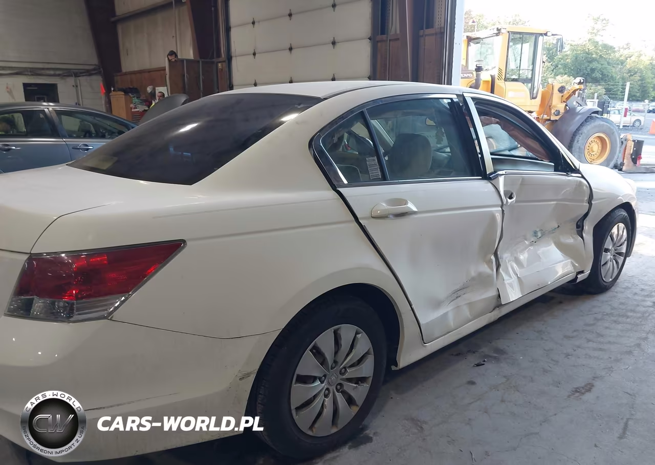 2008 Honda Accord 2.4 Lx VIN:JHMCP26358C073864 - 12