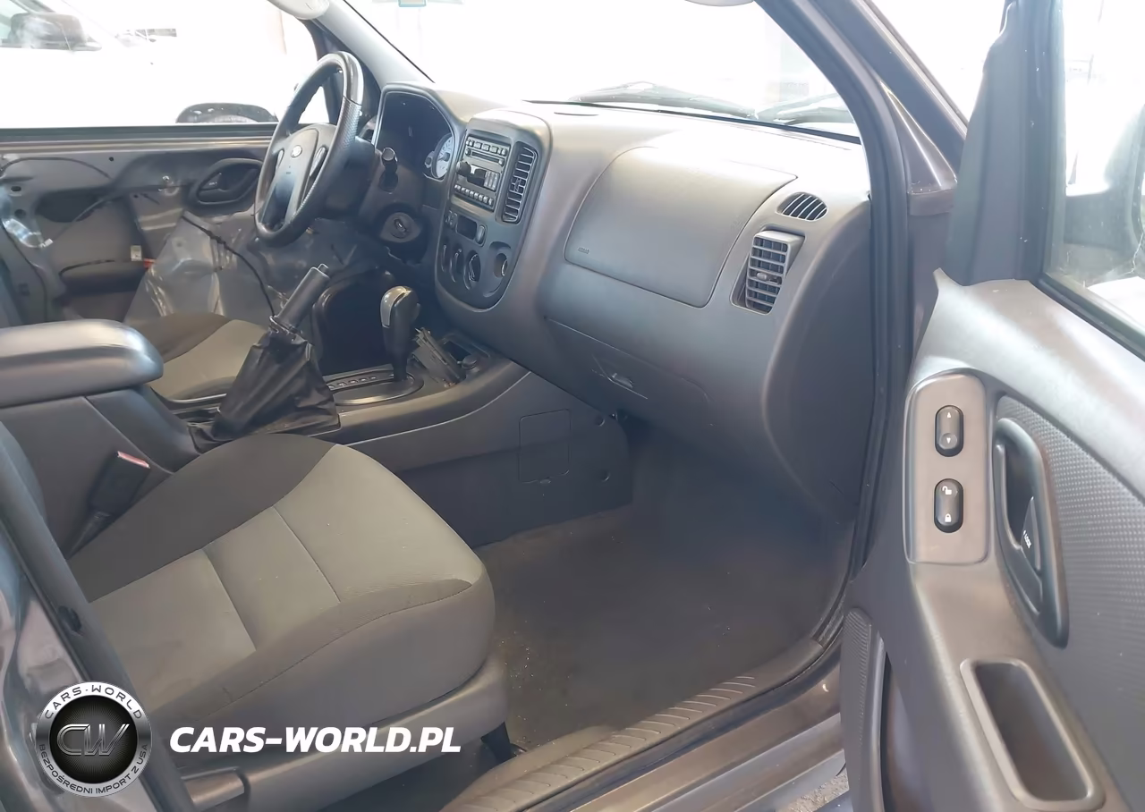 2005 Ford Escape Xls VIN:1FMYU92Z35KD52603 - 5
