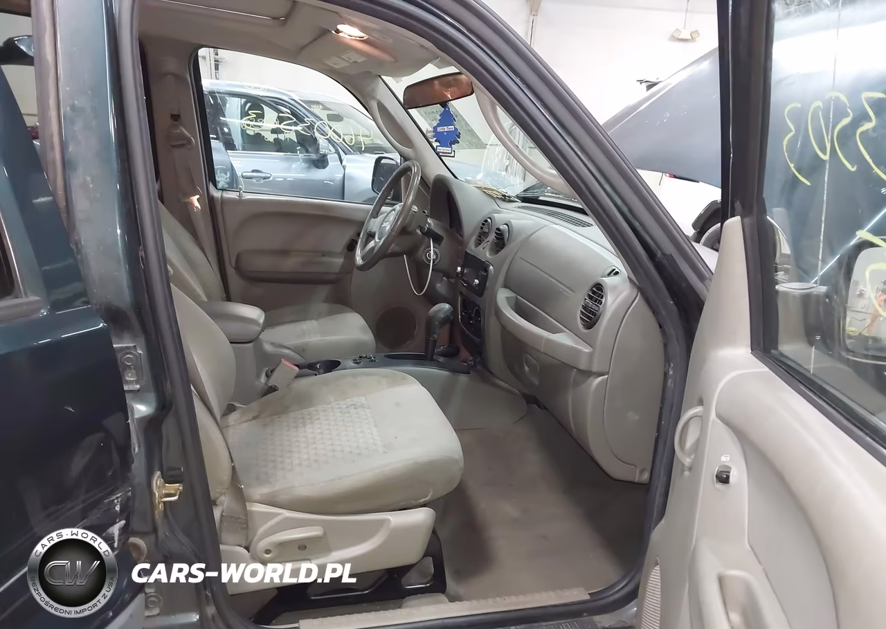 2005 Jeep Liberty Renegade VIN:1J4GL38K85W697980 - 5