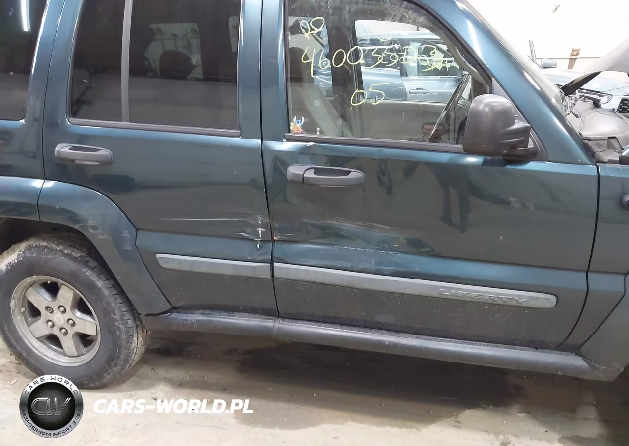 2005 Jeep Liberty Renegade VIN:1J4GL38K85W697980 - 6