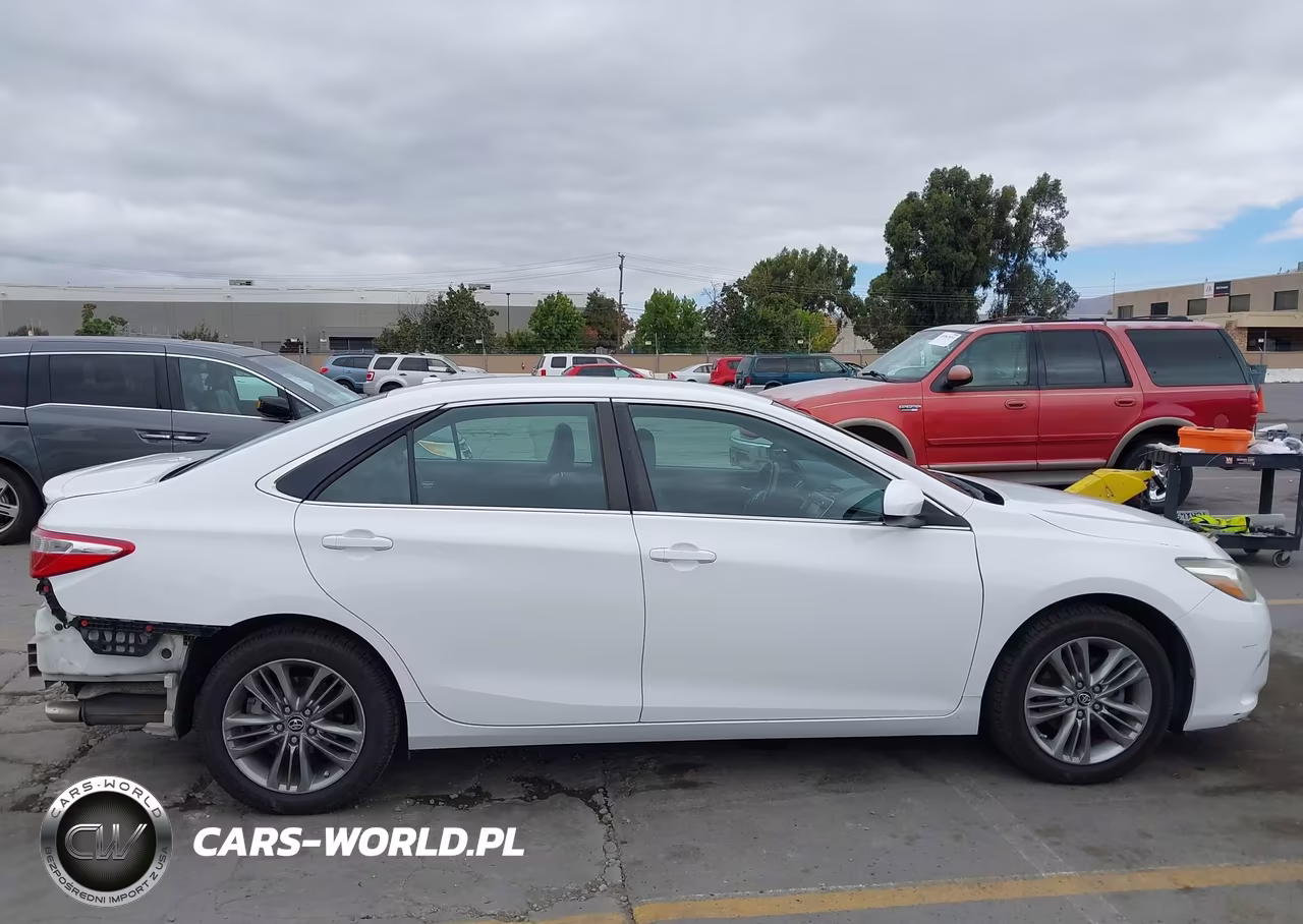 2016 Toyota Camry Se VIN:4T1BF1FK0GU132194 - 14