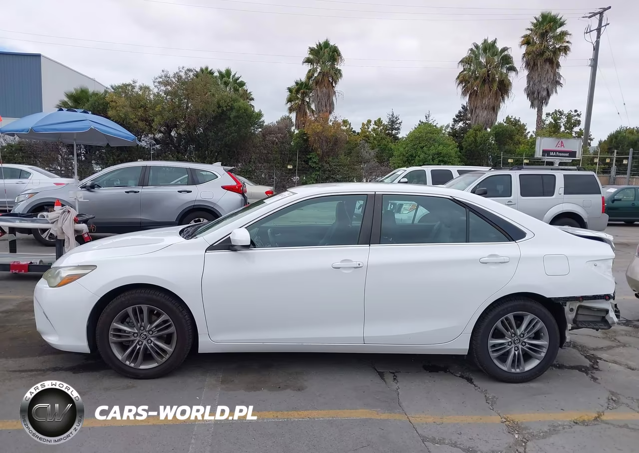 2016 Toyota Camry Se VIN:4T1BF1FK0GU132194 - 15
